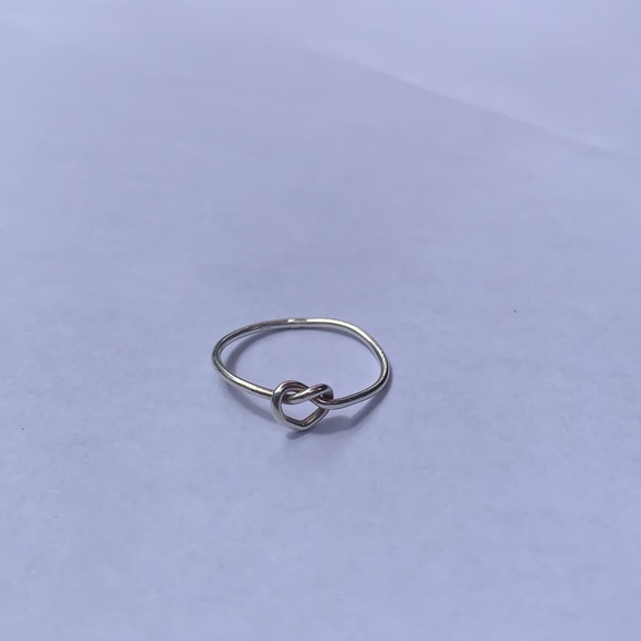 Jewelry - Suetables sterling silver knot ring